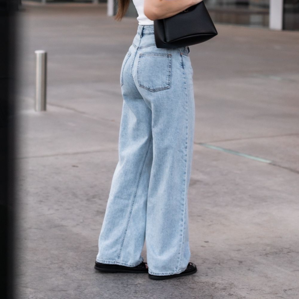French Wide Led Jean